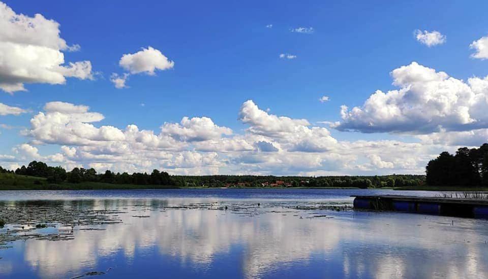 Miedzy Olchami Domek Nad Jeziorem. Noclegi Caloroczne. Cisza, Spokoj. Barczewo Exterior foto