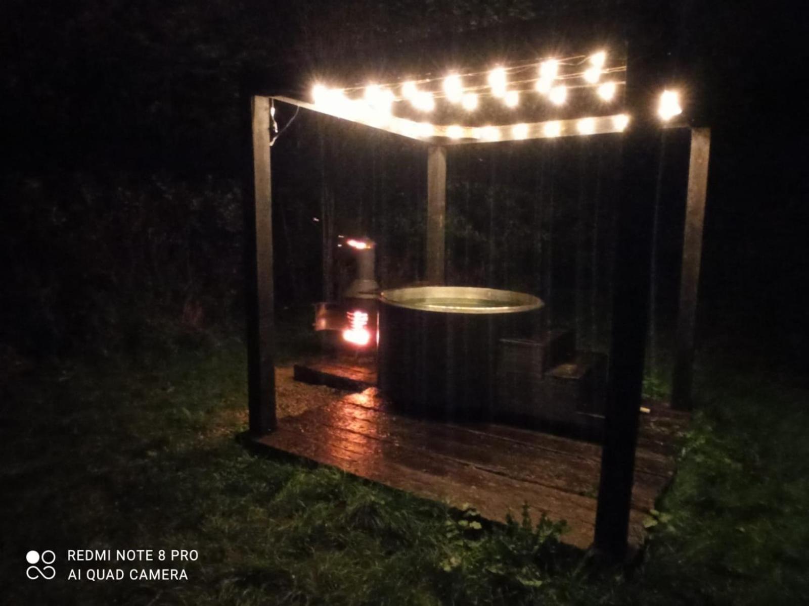 Miedzy Olchami Domek Nad Jeziorem. Noclegi Caloroczne. Cisza, Spokoj. Barczewo Exterior foto